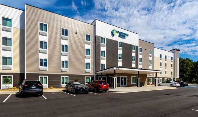 WoodSpring Suites Sumter near Shaw AFB Exterior