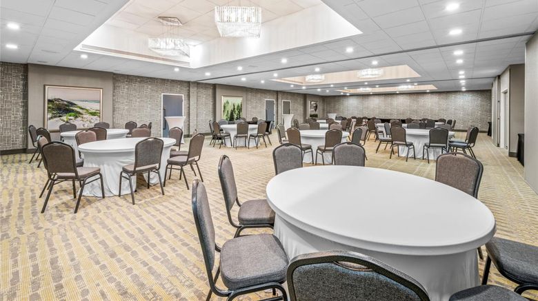<b>Sonesta Select Hotels Statesville Ballroom</b>. Images powered by <a href="https://iceportal.shijigroup.com/" title="IcePortal" target="_blank">IcePortal</a>.