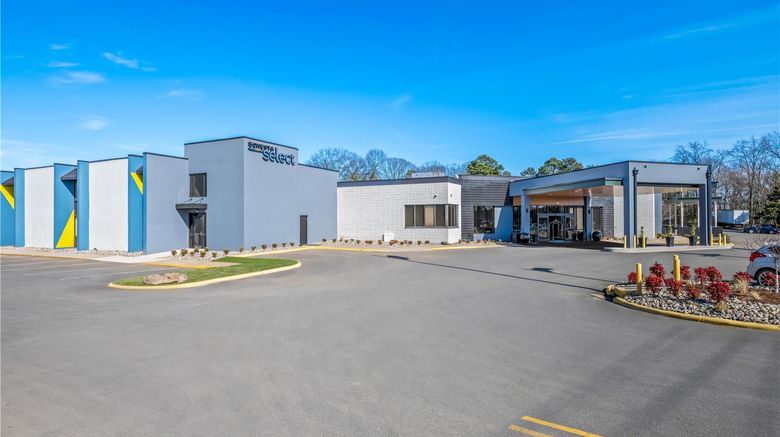 <b>Sonesta Select Hotels Statesville Exterior</b>. Images powered by <a href="https://iceportal.shijigroup.com/" title="IcePortal" target="_blank">IcePortal</a>.