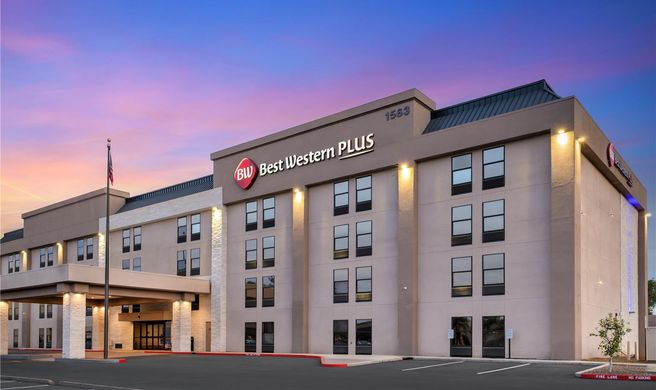 Best Western Plus Gilbert/Mesa Exterior