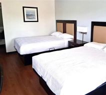 Baymont by Wyndham Metter Room