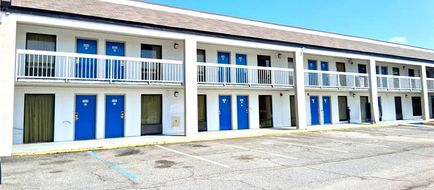 Baymont by Wyndham Metter Exterior