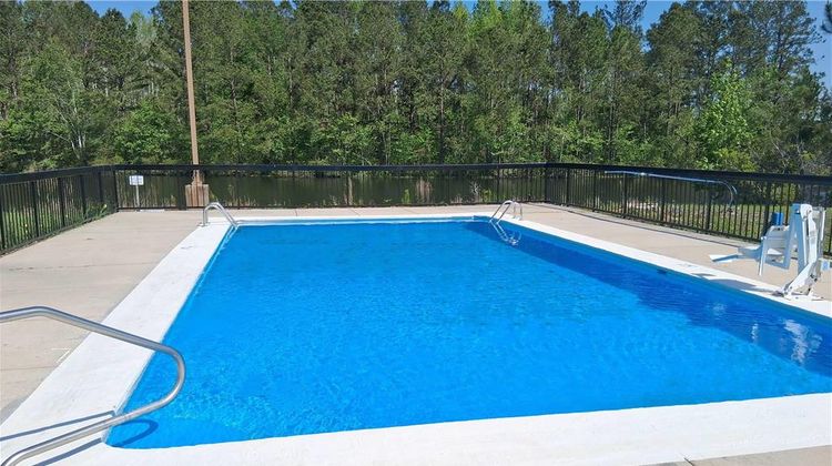 Baymont by Wyndham Metter Pool