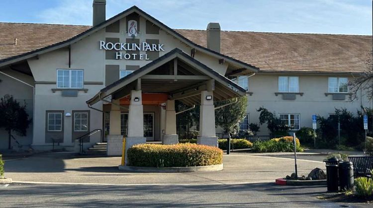 Rocklin Park Hotel Exterior