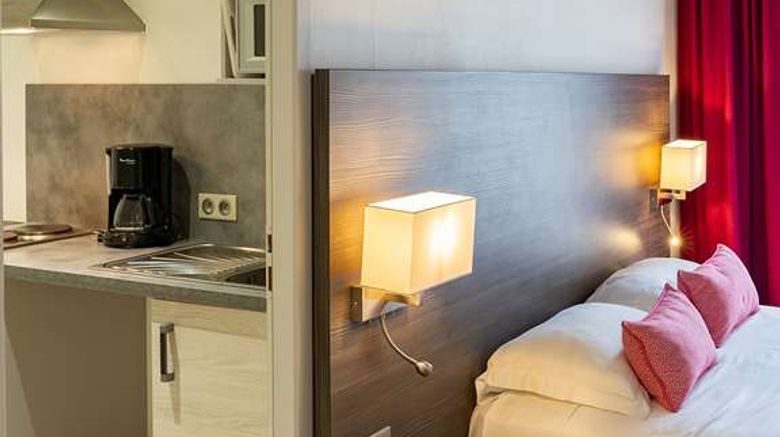 <b>Grand Hotel Montespan Talleyrand Suite</b>. Images powered by <a href="https://iceportal.shijigroup.com/" title="IcePortal" target="_blank">IcePortal</a>.