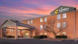 <b>Comfort Inn & Suites Exterior</b>. Images powered by <a href="https://iceportal.shijigroup.com/" title="IcePortal" target="_blank">IcePortal</a>.