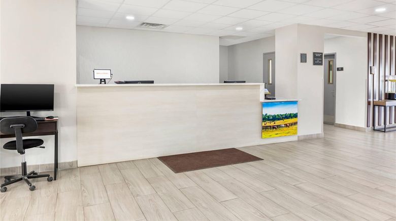 <b>Comfort Inn And Suites Springfield Lobby</b>. Images powered by <a href="https://iceportal.shijigroup.com/" title="IcePortal" target="_blank">IcePortal</a>.