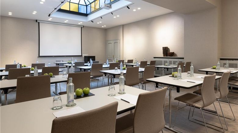 <b>Hotel Cristoforo Colombo Meeting</b>. Images powered by <a href="https://iceportal.shijigroup.com/" title="IcePortal" target="_blank">IcePortal</a>.