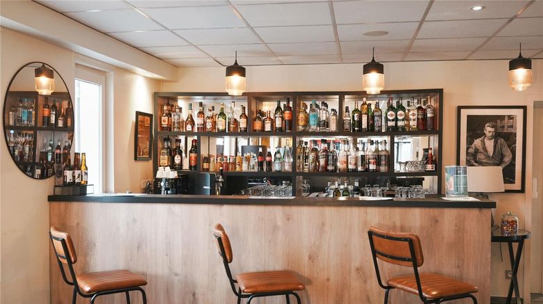<b>Hotel Acadie Orly Morangis Restaurant</b>. Images powered by <a href="https://iceportal.shijigroup.com/" title="IcePortal" target="_blank">IcePortal</a>.