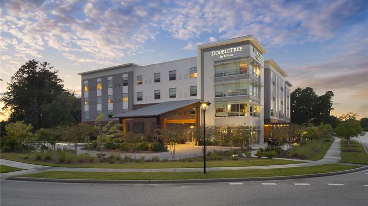 DoubleTree by Hilton Summerville Nexton Exterior