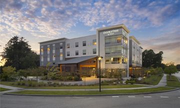 DoubleTree by Hilton Summerville Nexton