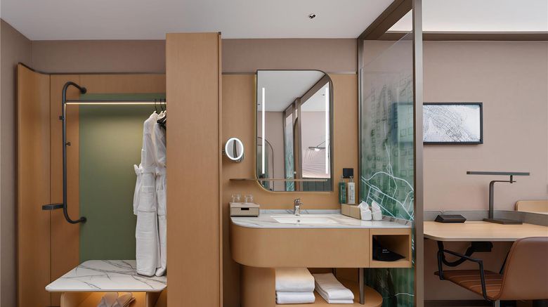 <b>Hilton Garden Inn Xining Chengdong Room</b>. Images powered by <a href="https://iceportal.shijigroup.com/" title="IcePortal" target="_blank">IcePortal</a>.