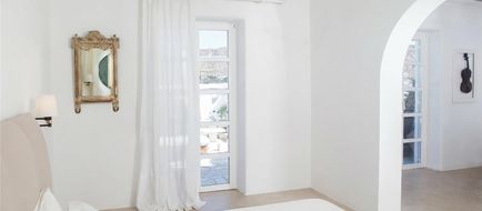 Kivotos ClubHotel Room