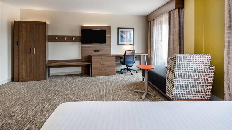 <b>Country Inn & Suites by Radisson Room</b>. Images powered by <a href="https://iceportal.shijigroup.com/" title="IcePortal" target="_blank">IcePortal</a>.