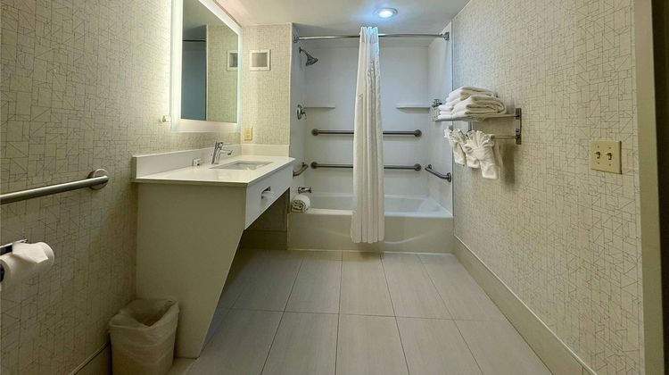 Country Inn & Suites by Radisson Suite