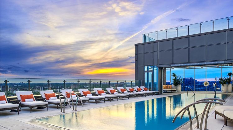 Hotel X Toronto Pool