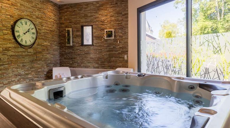 <b>Hotel Le Moulin du Landion Health</b>. Images powered by <a href="https://iceportal.shijigroup.com/" title="IcePortal" target="_blank">IcePortal</a>.