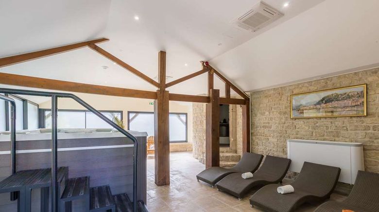 <b>Hotel Le Moulin du Landion Spa</b>. Images powered by <a href="https://iceportal.shijigroup.com/" title="IcePortal" target="_blank">IcePortal</a>.