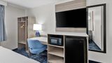 Clarion Pointe Shreveport West Room