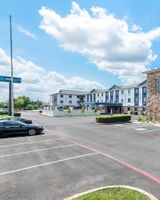 Clarion Pointe Shreveport Airport