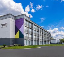 Spark by Hilton Akron Fairlawn Exterior