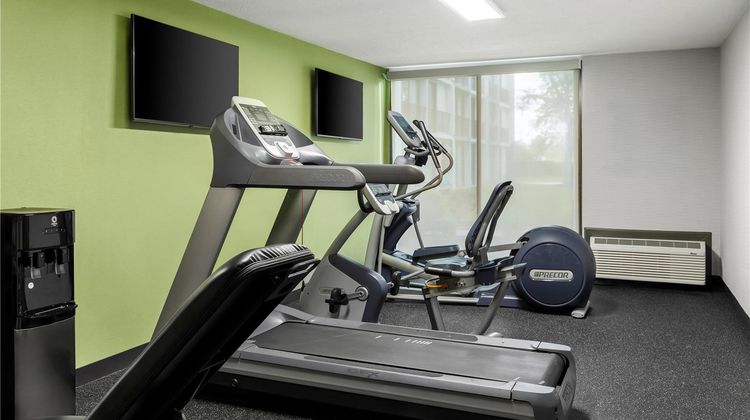 Spark by Hilton Akron Fairlawn Health
