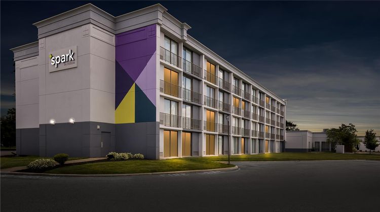 Spark by Hilton Akron Fairlawn Exterior