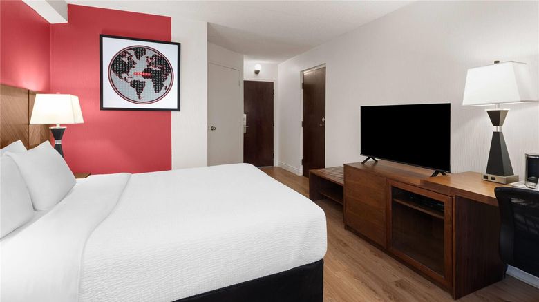 <b>Ramada by Wyndham Arnprior Room</b>. Images powered by <a href="https://iceportal.shijigroup.com/" title="IcePortal" target="_blank">IcePortal</a>.