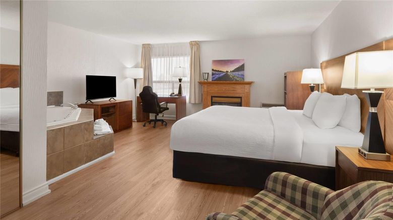 <b>Ramada by Wyndham Arnprior Suite</b>. Images powered by <a href="https://iceportal.shijigroup.com/" title="IcePortal" target="_blank">IcePortal</a>.