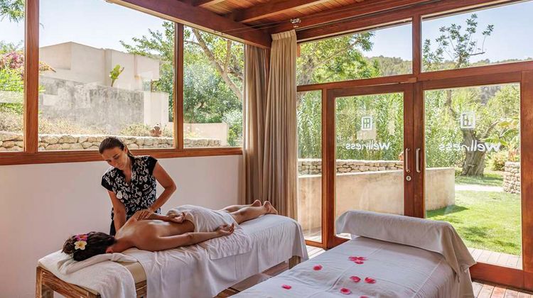 Agroturismo Can Lluc Spa