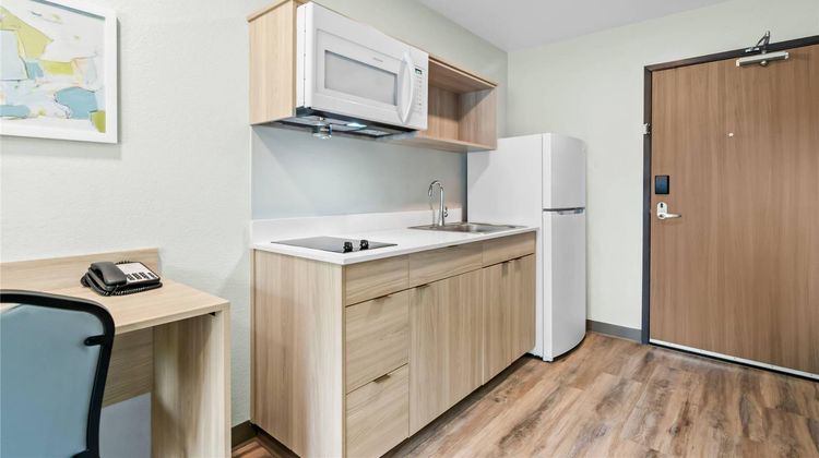 WoodSpring Suites Rogers Bentonville Suite