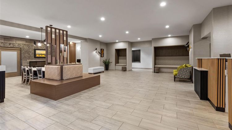 La Quinta Inn & Suites Knoxville West Lobby