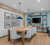 Everhome Suites Somerset Sout Lobby