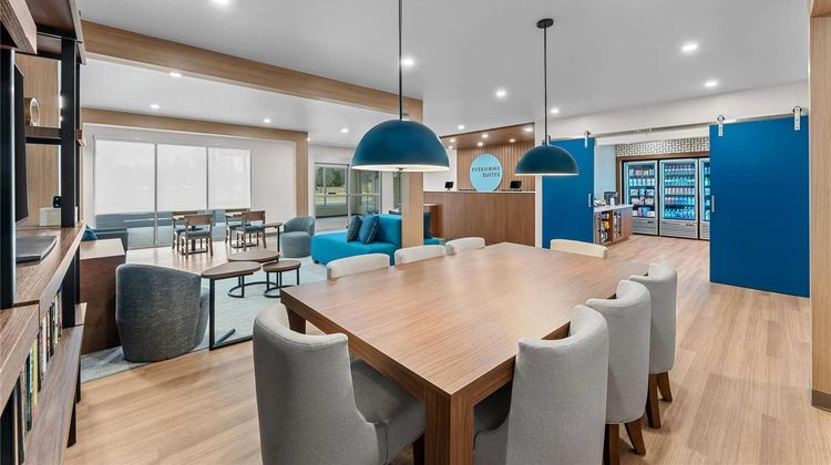 Everhome Suites Somerset Sout Lobby