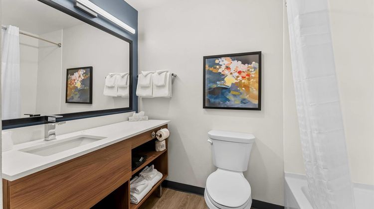 Everhome Suites Somerset Sout Room
