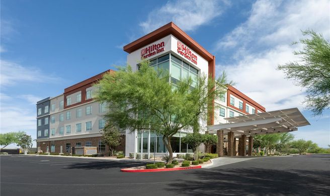 Hilton Garden Inn North Phoenix Exterior