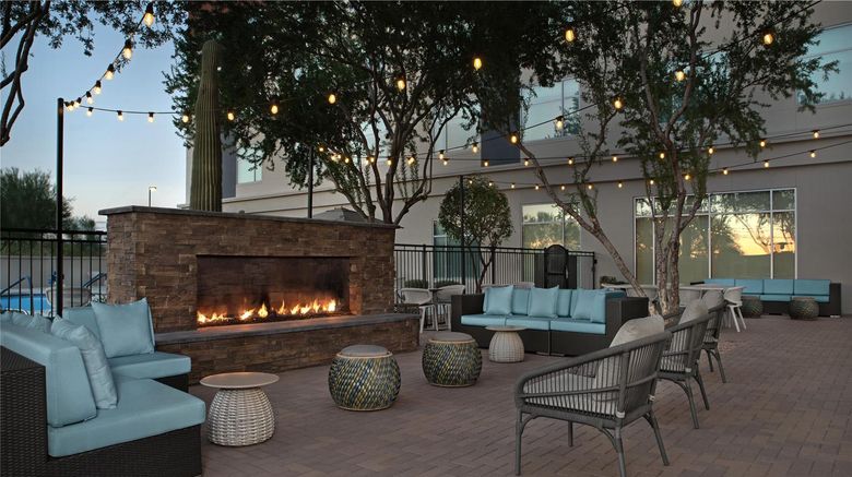 <b>Hilton Garden Inn North Phoenix Exterior</b>. Images powered by <a href="https://iceportal.shijigroup.com/" title="IcePortal" target="_blank">IcePortal</a>.