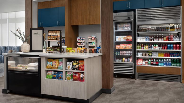 <b>Hilton Garden Inn North Phoenix Restaurant</b>. Images powered by <a href="https://iceportal.shijigroup.com/" title="IcePortal" target="_blank">IcePortal</a>.