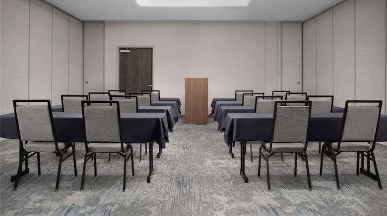 <b>Hilton Garden Inn North Phoenix Meeting</b>. Images powered by <a href="https://iceportal.shijigroup.com/" title="IcePortal" target="_blank">IcePortal</a>.