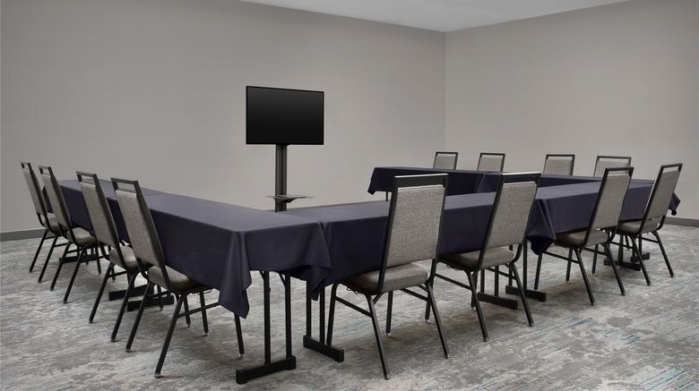 <b>Hilton Garden Inn North Phoenix Meeting</b>. Images powered by <a href="https://iceportal.shijigroup.com/" title="IcePortal" target="_blank">IcePortal</a>.