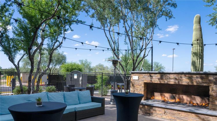Hilton Garden Inn North Phoenix Exterior
