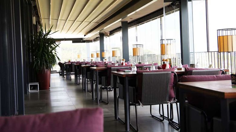 <b>Workinn Hotel Restaurant</b>. Images powered by <a href="https://iceportal.shijigroup.com/" title="IcePortal" target="_blank">IcePortal</a>.