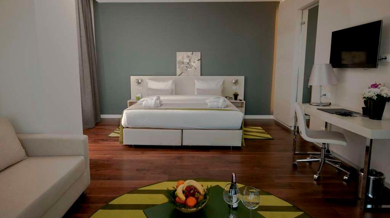 <b>Workinn Hotel Suite</b>. Images powered by <a href="https://iceportal.shijigroup.com/" title="IcePortal" target="_blank">IcePortal</a>.