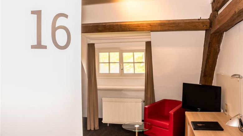<b>Hotel Hofgut Hohenkarpfen Room</b>. Images powered by <a href="https://iceportal.shijigroup.com/" title="IcePortal" target="_blank">IcePortal</a>.