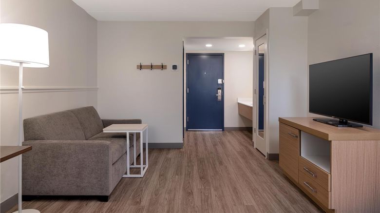 <b>Spark by Hilton Fishkill Room</b>. Images powered by <a href="https://iceportal.shijigroup.com/" title="IcePortal" target="_blank">IcePortal</a>.