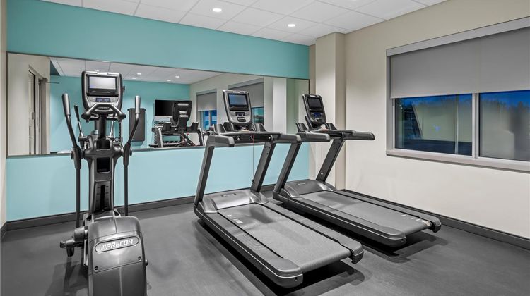 Tru by Hilton Oshawa Health