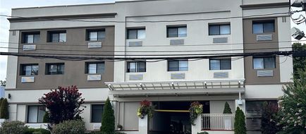 Best Western Roslyn-Long Island Hotel Exterior
