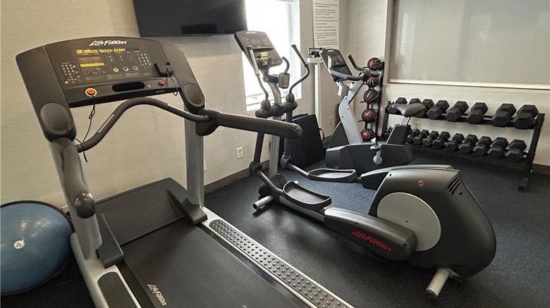 <b>Best Western Roslyn-Long Island Hotel Health</b>. Images powered by <a href="https://iceportal.shijigroup.com/" title="IcePortal" target="_blank">IcePortal</a>.