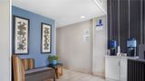 Best Western Roslyn-Long Island Hotel Lobby