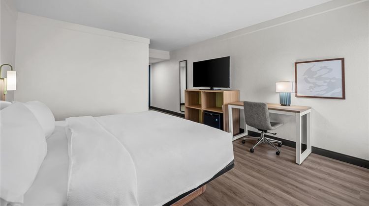 Spark by Hilton Fort Myers Room